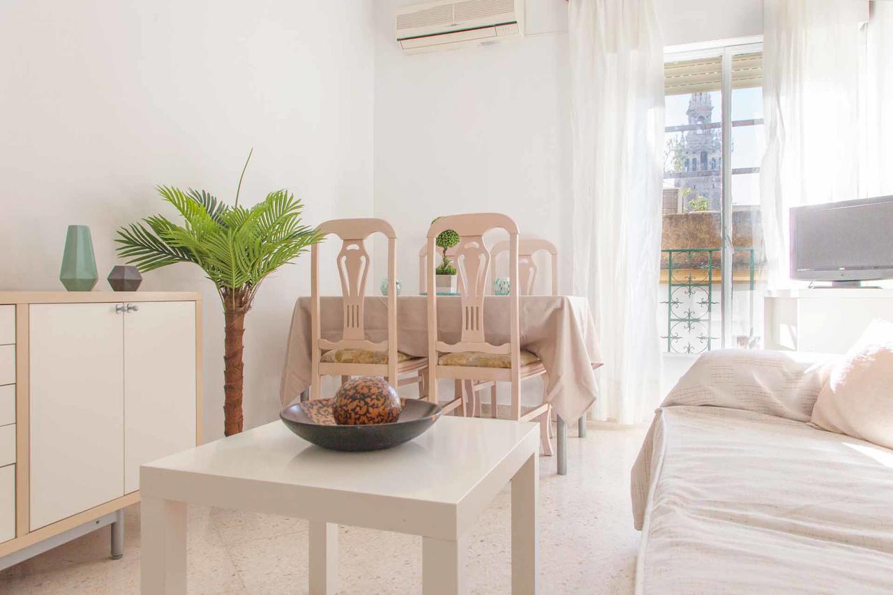 Apartamento Catedral Sevilla Eksteriør billede